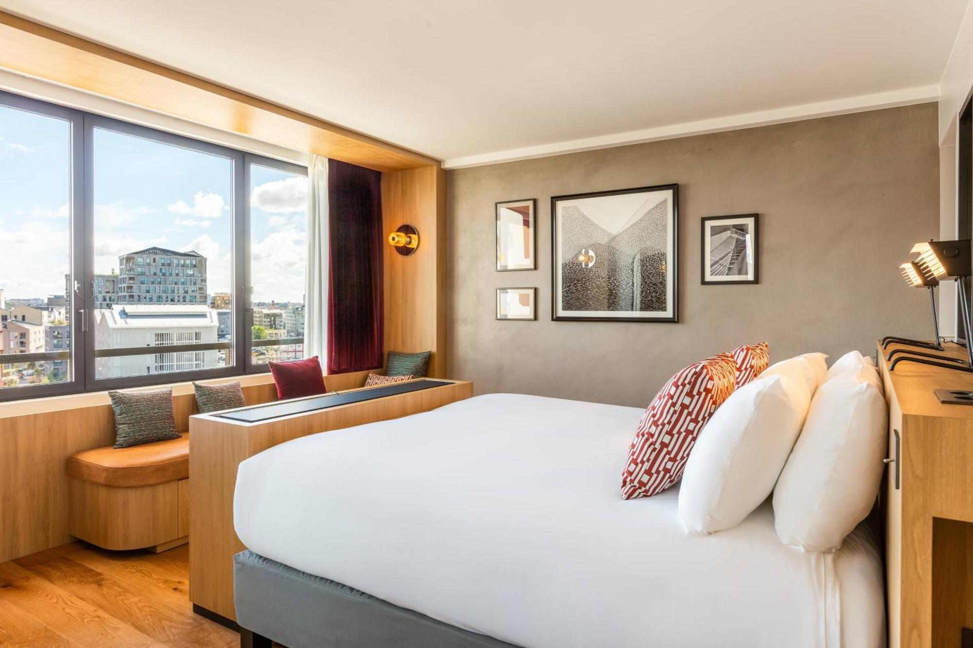 Renaissance Bordeaux Hotel ภายนอก รูปภาพ