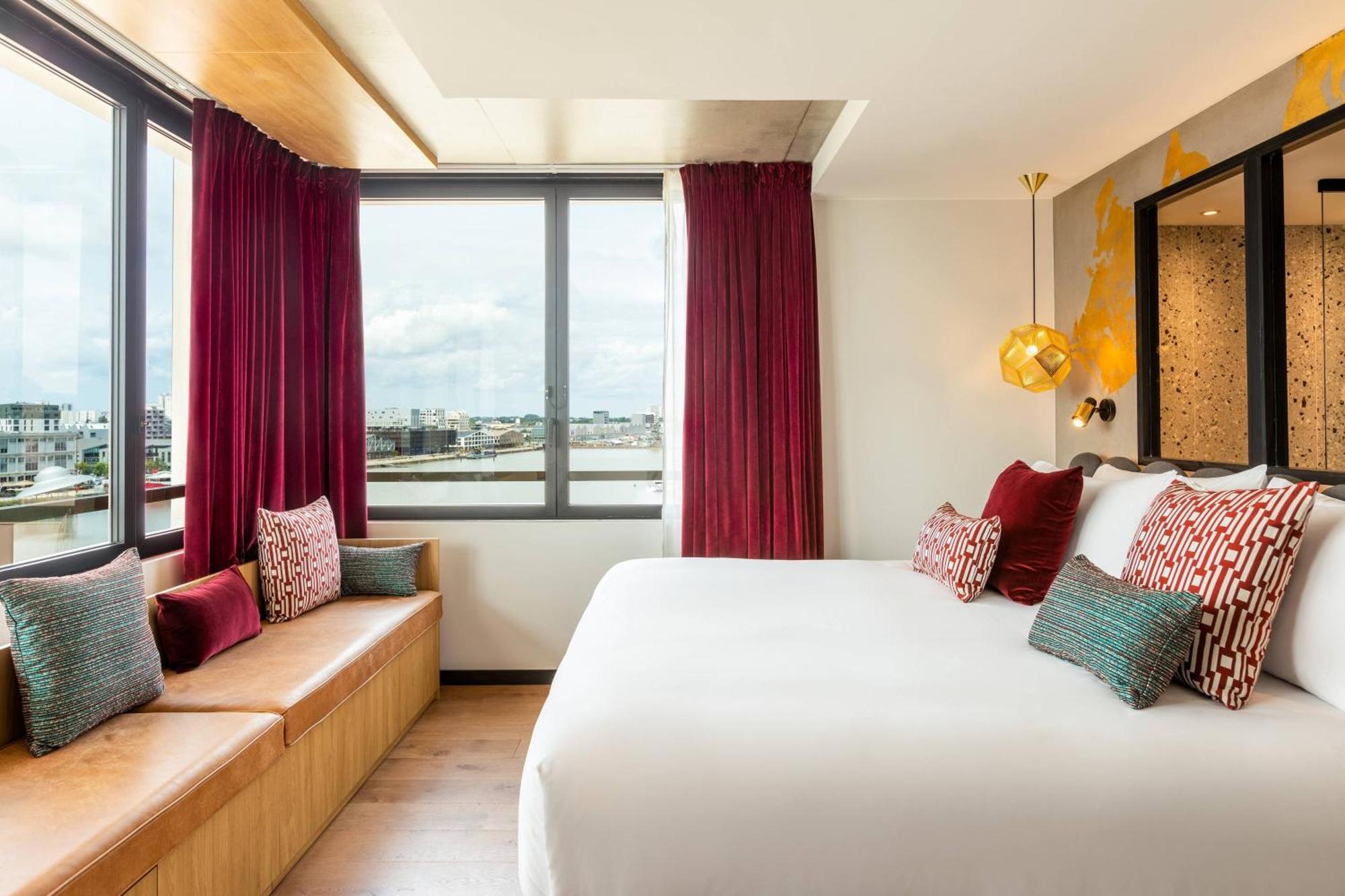 Renaissance Bordeaux Hotel ภายนอก รูปภาพ